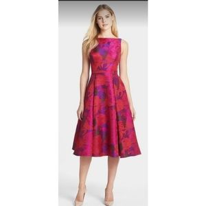 COPY - ADRIANNA PAPELL FLORAL MIDI JACQUARD DRESS - MAGENTA